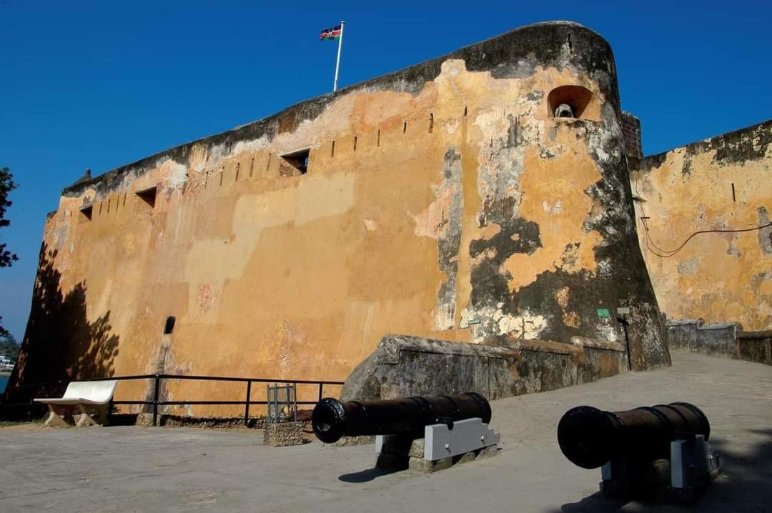 Mombasa Comfort House, Old Town Exterior photo